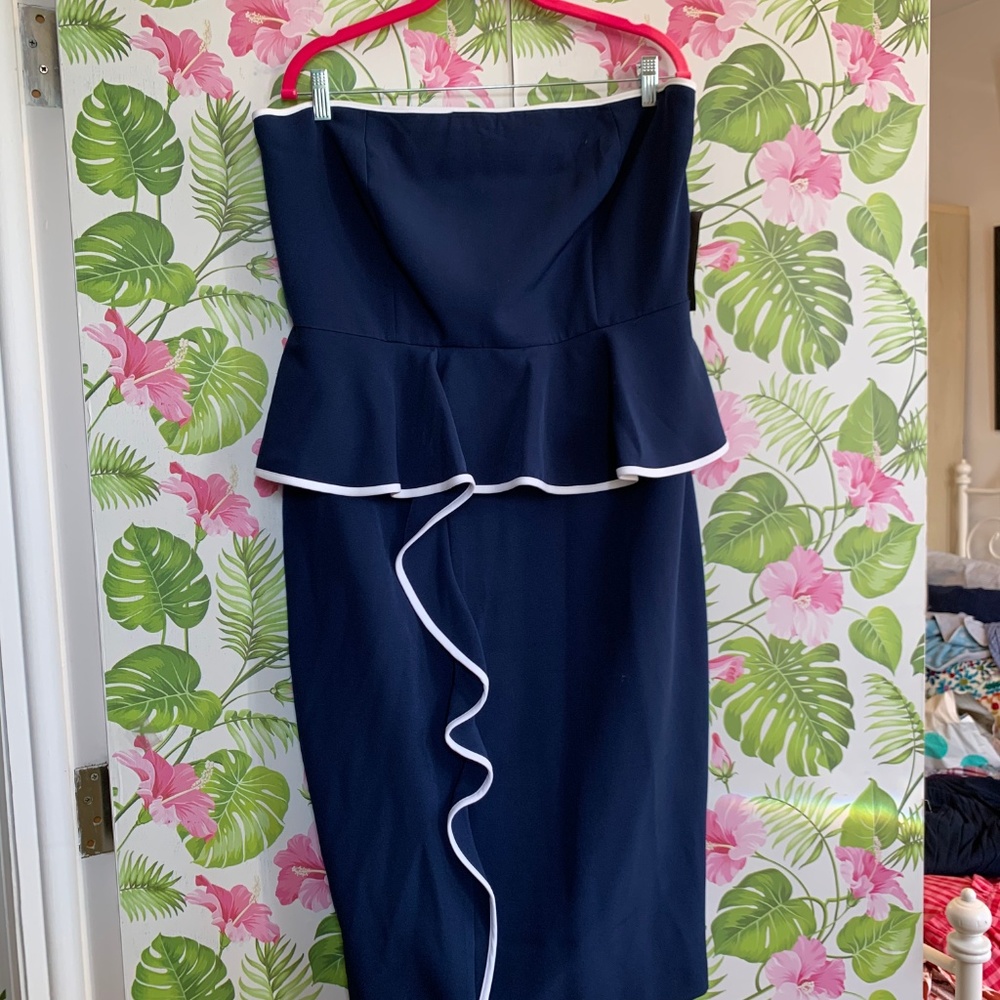 Strappless peplum vintagey navy dress w/piping